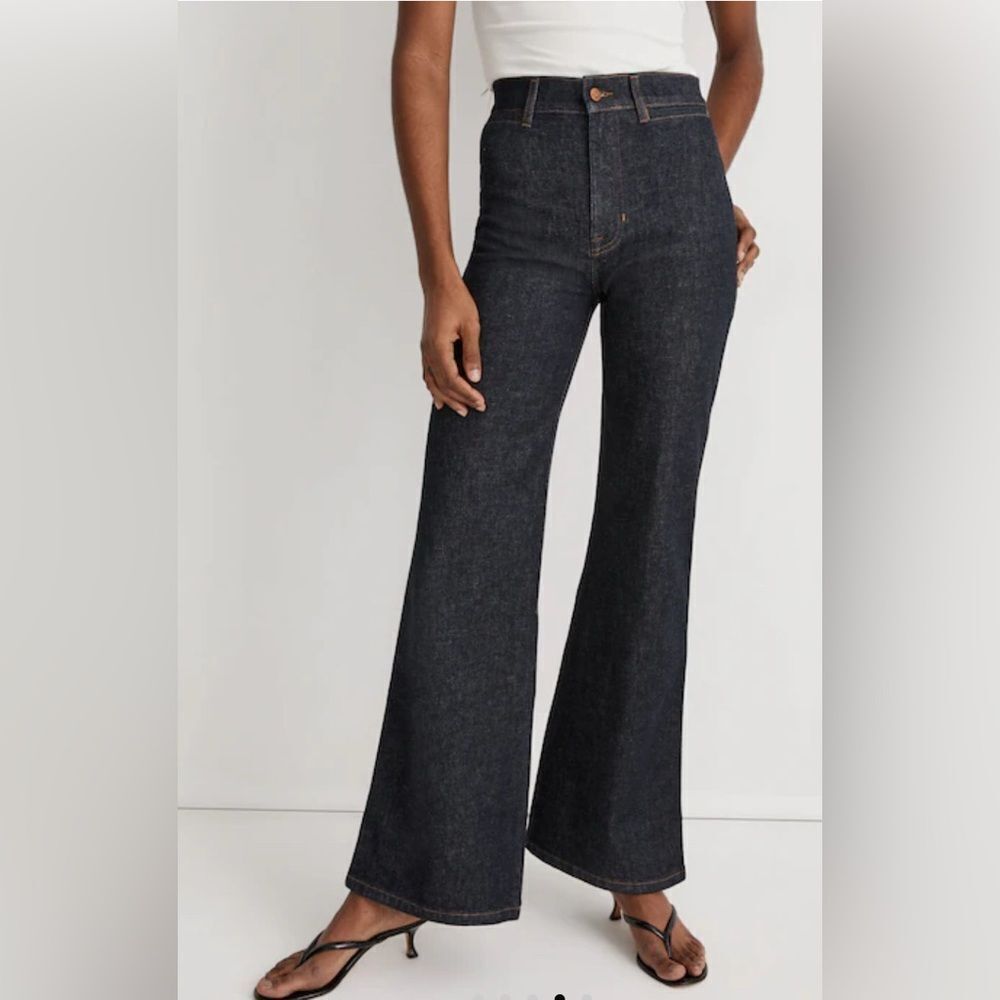 Madewell 11’ High-Rise Flare In Durland Wash View 2